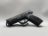 SMITH & WESSON M&P M2.0 COMPACT - 1 of 4