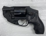 SMITH & WESSON 442 - 1 of 4