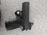 SIG SAUER SP2022 - 1 of 7