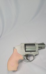 SMITH & WESSON 642-2 - 2 of 6