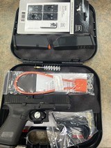 GLOCK GLOCK 19 GEN 5 MOS - 1 of 6