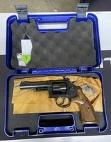 SMITH & WESSON 19-9 COMBAT MAGNUM - 1 of 7