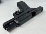 GLOCK 17 g17 gen 5 - 6 of 6
