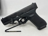 GLOCK 17 g17 gen 5 - 3 of 6