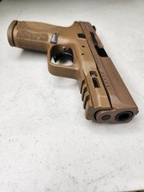 SMITH & WESSON M&P M2.0 - 3 of 7