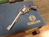 STURM, RUGER & CO., INC. NEW MODEL SUPER BLACKHAWK 1985 - 2 of 7