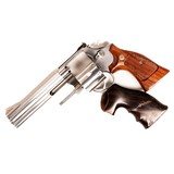 SMITH & WESSON 686 - 4 of 5