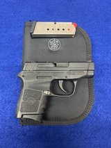 SMITH & WESSON M&P Body guard Bodyguard380 With Thumb Safety and pocket clip - 1 of 3