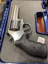 SMITH & WESSON 686 - 4 of 6