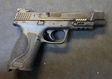 SMITH & WESSON M&P40 M2.0 PRO SERIES - 1 of 1