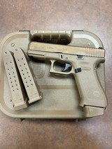 GLOCK 19x - 1 of 7