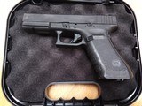 GLOCK 17 G17 GEN 4 9MM W/ 3 MAGS (POLICE TRADE-IN) - 2 of 3