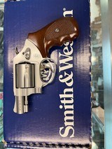 SMITH & WESSON 637 - 1 of 3