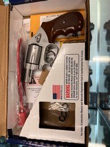 SMITH & WESSON 637 - 2 of 3