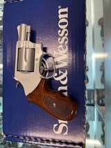 SMITH & WESSON 637 - 3 of 3