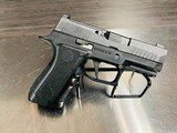 SIG SAUER P320 X COMPACT - 1 of 6