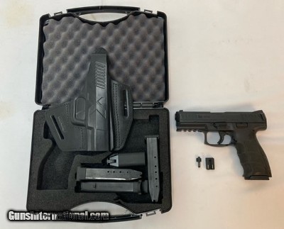 HECKLER & KOCH VP40 .40 S&W