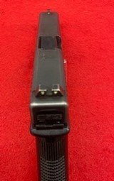 GLOCK 22 G22 Gen 2 .40 S&W - 5 of 6