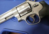 SMITH & WESSON 629 - 2 of 7