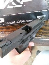 SMITH & WESSON M&P9 - 3 of 3