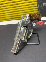 SMITH & WESSON 60 No Dash - 1 of 7