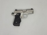 KIMBER MICRO 9 2-TONE - 2 of 4