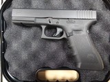 GLOCK 22 G22 GEN 4 .40 (Night Sights) POLICE TRADE IN - 2 of 3