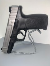 SMITH & WESSON SD40 VE - 1 of 7