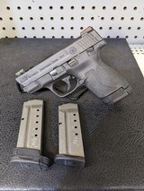 SMITH & WESSON M&P40 SHIELD PERFORMANCE CENTER M2.0 - 1 of 4
