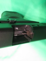GLOCK 19 GEN 5 - 4 of 5