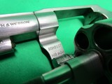 SMITH & WESSON 940-1 - 5 of 7