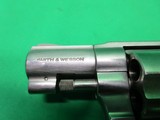 SMITH & WESSON 940-1 - 7 of 7