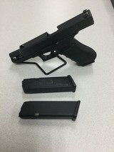 GLOCK G17 GEN 4 - 1 of 5