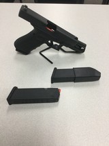 GLOCK G17 GEN 4 - 2 of 4