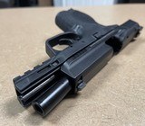 SMITH & WESSON M&P 9 - 4 of 7