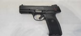 RUGER SR40 - 2 of 6