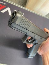 GLOCK 17
Gen 5 - 6 of 7