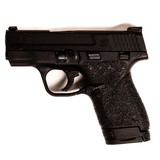 SMITH & WESSON M&P9 SHIELD - 1 of 4