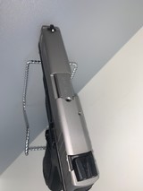 SMITH & WESSON SD40 VE - 2 of 7