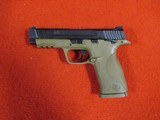 SMITH & WESSON M&P 45 .45 ACP - 2 of 6