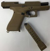 GLOCK 19 19x G19X -FDE Gen 5 /
Night Sights / 3 Mags- like new - 3 of 3