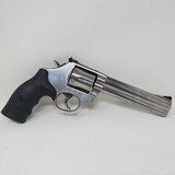 SMITH & WESSON 686-6 - 1 of 7