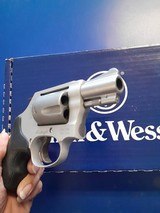 SMITH & WESSON 637 - 5 of 5