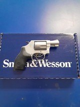 SMITH & WESSON 637 - 2 of 5