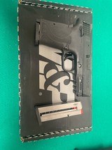 SMITH & WESSON M&P9 SHIELD EZ M2.0 - 1 of 1
