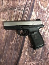 SMITH & WESSON SW9VE 10-Round Capacity - 2 of 6