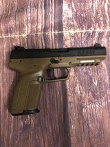 FN Five-SeveN - 4 of 6