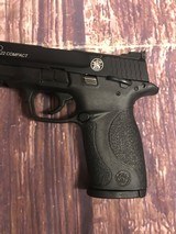 SMITH & WESSON M&P 22 COMPACT - 3 of 7