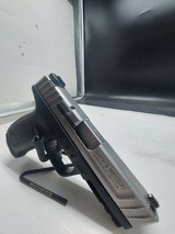 SMITH & WESSON SD40VE - 4 of 6