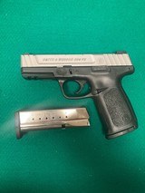 SMITH & WESSON SD9 VE - 1 of 1